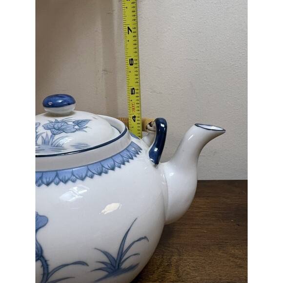 Seymour Mann Vintage China Fine Porcelain Blue & White Teapot Chinese Lotus - Picture 5 of 8